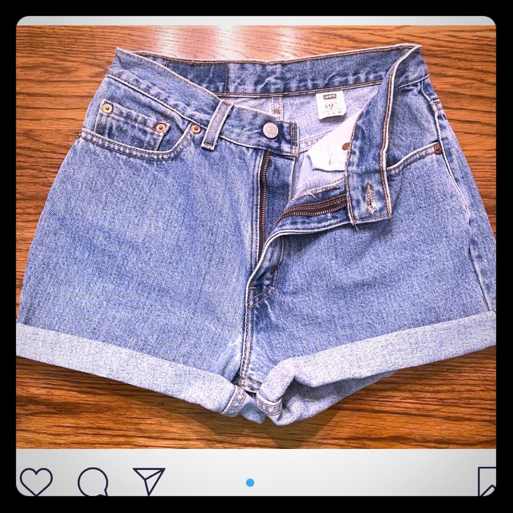 Vintage Levi’s 512 slim cutoff jean shorts!!!